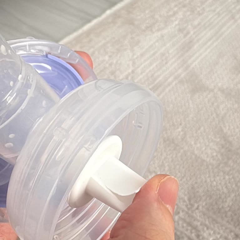 Lansinoh Elektrikli Göğüs Pompasının Valf Ucu Yırtıldı Ücretsiz Parça Değişimi Talebi