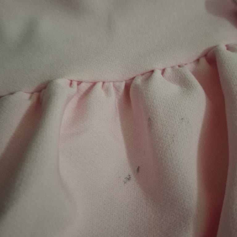 Leke Ve Fiyat Tutarsızlığı Nedeniyle Çözüm Talep Ediyorum