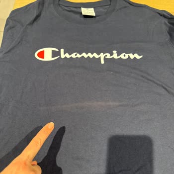 Champion Tişörtte Boya Atması Ve Şikayetimin Reddedilmesi