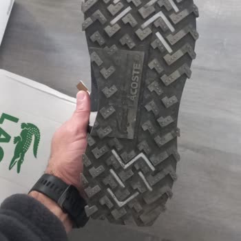 Papuç Konağı'ndan Ayıplı Ayakkabı İçin Kargo Ücreti Yüklenmesi Haksız