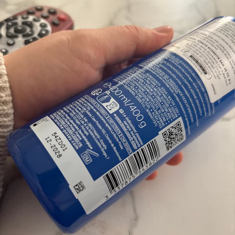 Trendyol’da Aldığım La Roche Posay Toleriane Jelinin Renk Farkı Orijinallik Şüphesine Yol Açtı