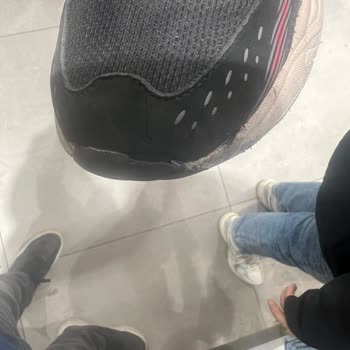 Greyder Çocuk Ayakkabısındaki Aşırı Koku Ve Sağlık Sorunları Nedeniyle Tam İade Talebi