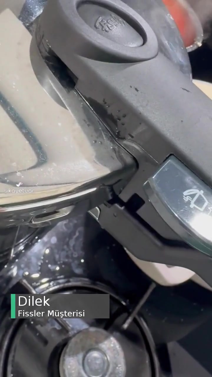 Fissler Düdüklü Hava Kaçırıyor! videonun kapak resmi