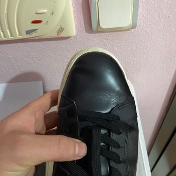 Boyner Calvin Klein Ayakkabısında Çatlak Ve Kabarma Kullanıcı Hatası Olarak Değerlendirildi