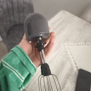 Karaca Züccaciye Blender Setinin Çırpıcı Aparatı Ürünü İlk Aldığımız Günden Beri Arızalı