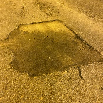 Beykoz Çukurunda Lastik Patlaması Ve 6000 TL Zarar