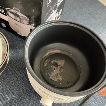 Kochler Elektrikli Tencerenin Kaplaması Soyuldu, Sağlık Riski Ve İade Talebi