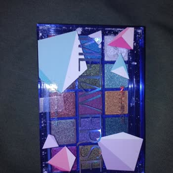 Kırık Far Paleti Ve Cevapsız Müşteri Hizmetleri