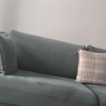 Martha Oturma Grubu Kumaşı Hızla Soldu Ve Tiftikleniyor