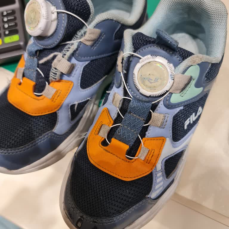 Deichmann Mersin Sayapark Mağazasında Kısa Sürede Yırtılan Ayakkabılar İçin İade Talebim Reddedildi