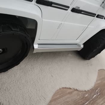 E‑Bebek’ten Mercedes Akülü Arabamda Jant Kapakları Eksik