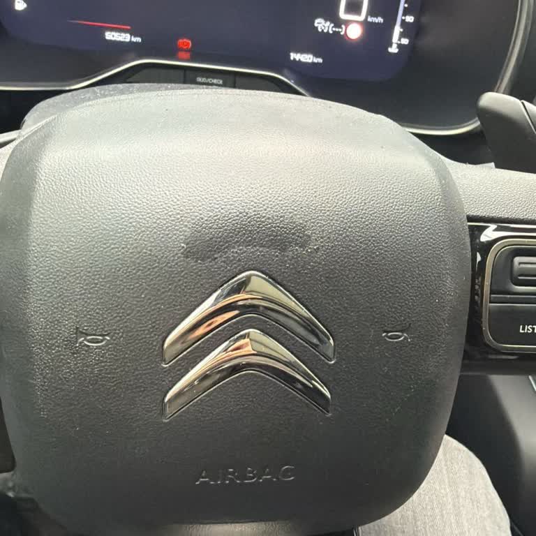 Deformation Of Citroen C5 Steering Wheel And Additional Warranty Activation