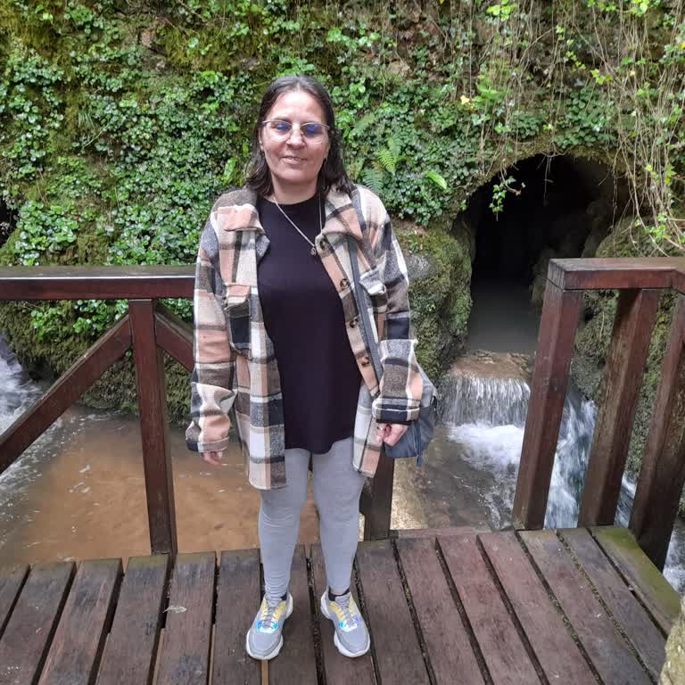 Cuenta de Badoo bloqueada sin explicación, solicito recuperación