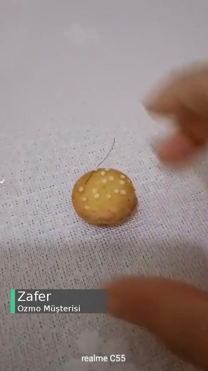 Ozmo Burger'de Kıl Vakası videonun kapak resmi