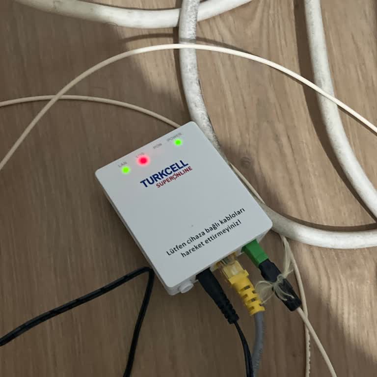 İnternet Bağlanmıyor Ve Modem Los Işığı Kırmızı: Acil Çözüm Bekleniyor