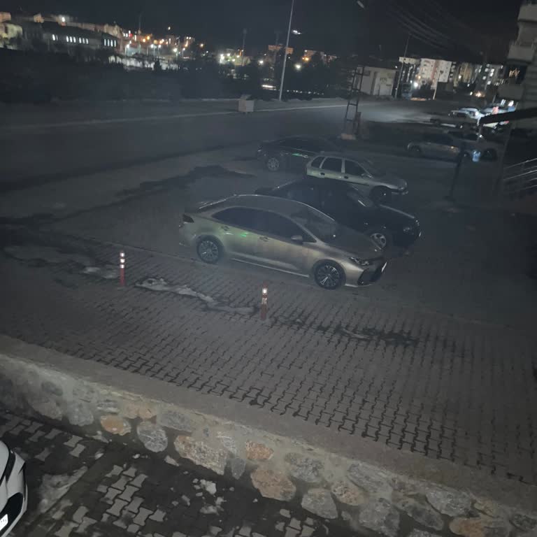 Efsus Turan Mahallesi Atlas Caddesi Sokak Lambaları Yanmıyor Acil Güvenlik Sorunu