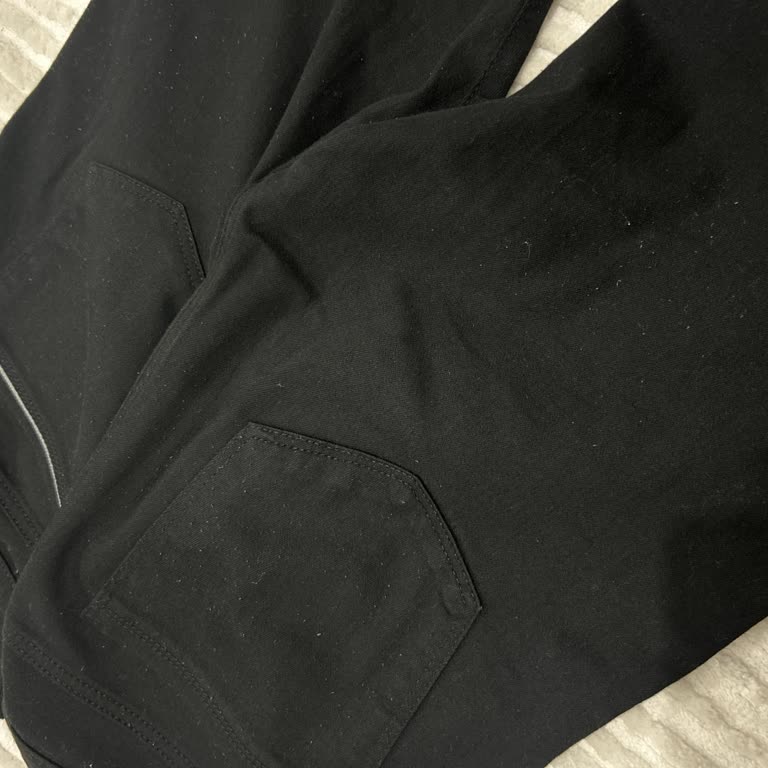 Mavi Pantolonunda Aşırı Tüylenme Ve Değişim Talebi