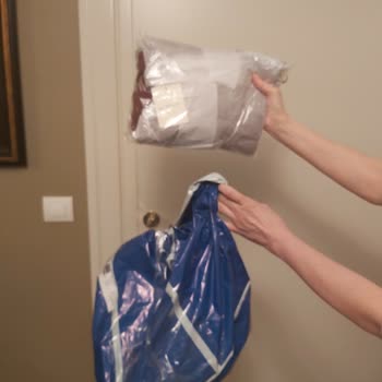 Gant Kazağının Özensiz Paketlemesi Markanın İmajını Zedeledi