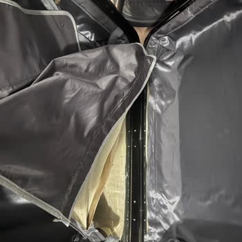 Bagaj Kayboldu, Hasarlı Teslim Edildi Ve 2.000 TL Maddi Zarar Oluştu