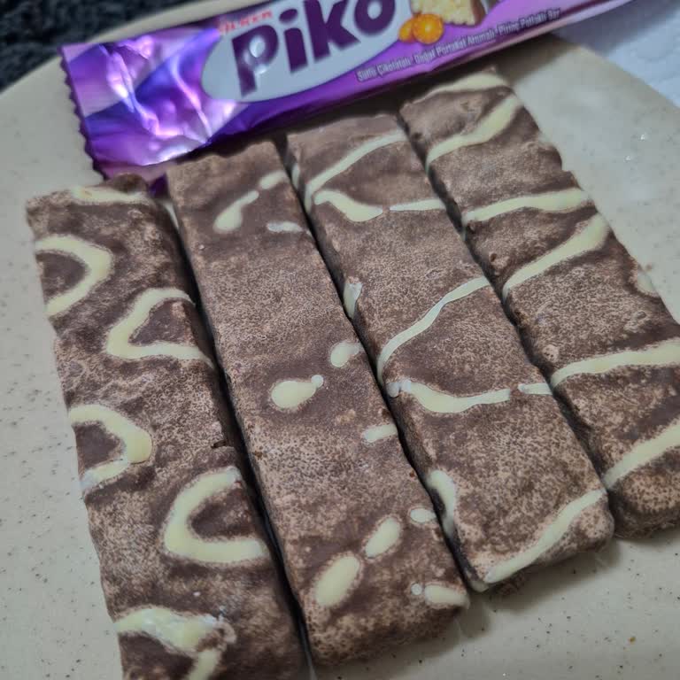 BİM Ülker Piko Ürünlerinde Beyaz Lekeler: Hijyen Ve Sağlık Sorunu