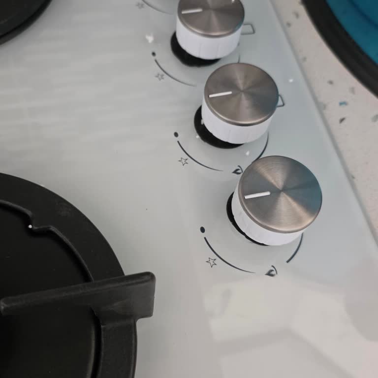 Servis Yetersizliği Ve Ocağın Düğme Kayması Güvenimi Sarstı