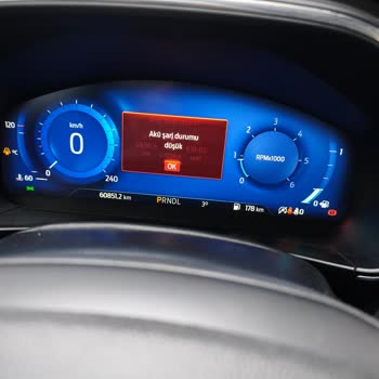 Yetkili Serviste Yüksek Ücretli Bakım Sonrası Akü Sorunu Ve Garanti Dışı Uygulama