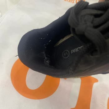 Ayakkabının Bir Ayda Patlamasına Kullanıcı Hatası Denenmesi