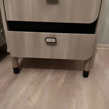 Yanlış Gelen Komodin Kapağı Değiştirilmedi Ve Geri Dönüş Alınmadı