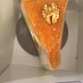 Elizin Pastanesi'nden Yanlış Ürün Gönderimi Doğum Günü Keyfini Bozdu