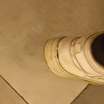 Ayakkabının Bir Ayda Yırtılması Ve Değişim Talebinin Reddedilmesi