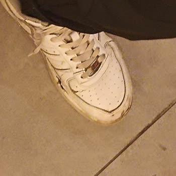 Ayakkabının Bir Ayda Yırtılması Ve Değişim Talebinin Reddedilmesi