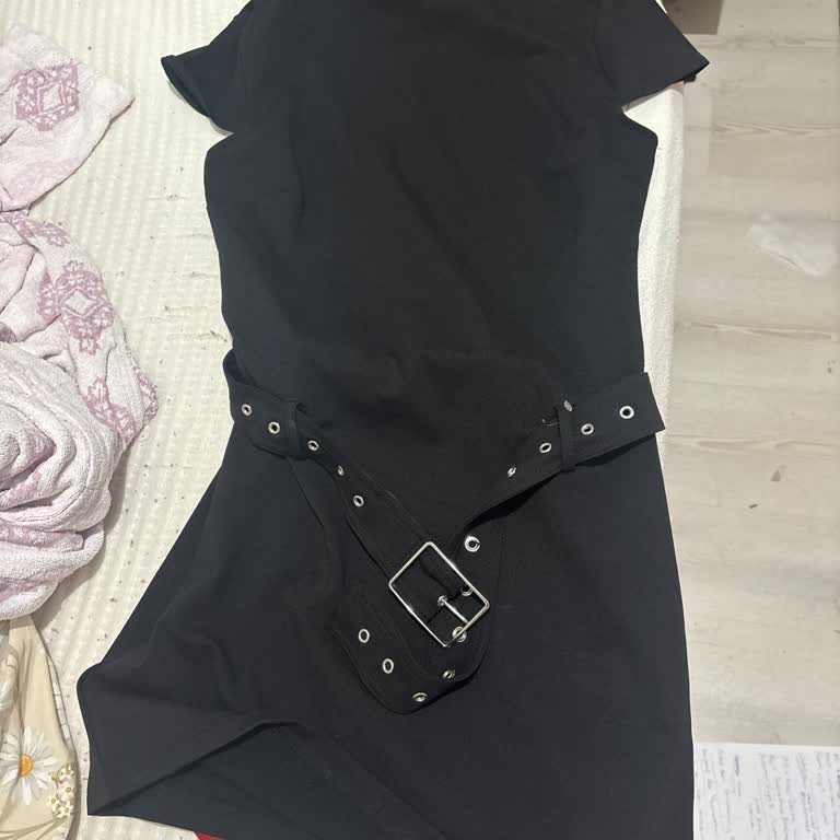 Fiş Gönderilmediği İçin Bozuk Kemerli Elbise Değişim Talebi