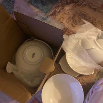 Madame Coco’da Kırık Çorba Kasesi, Yeniden Gönderim İsteği