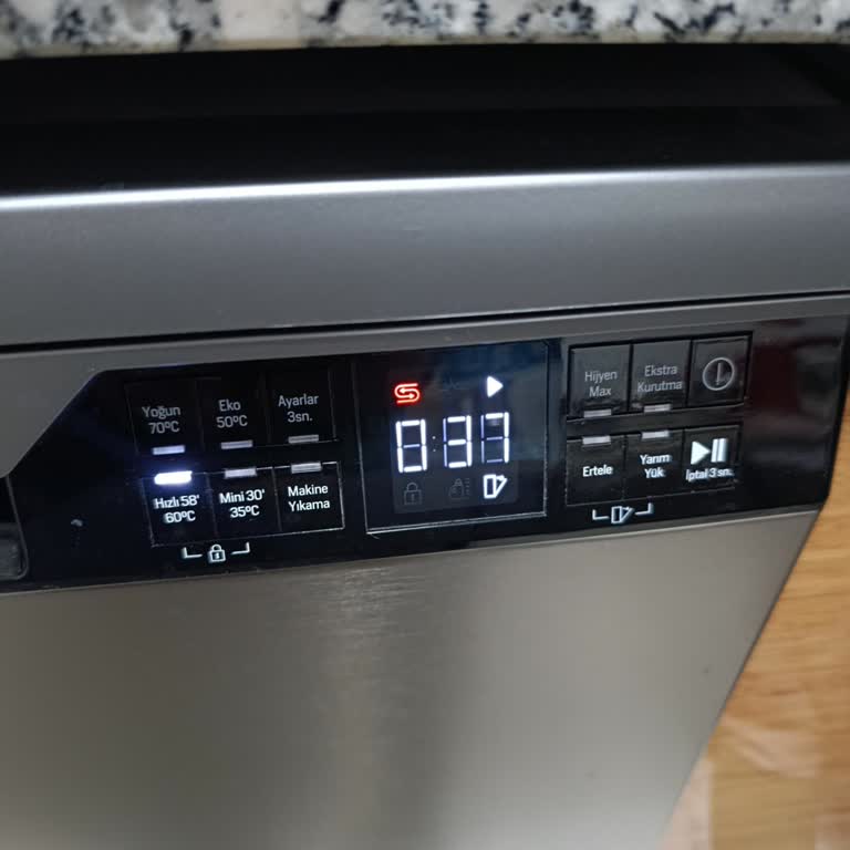 Arçelik Bulaşık Makinesinde Tuz Uyarısı Kısa Sürede Tekrarlıyor