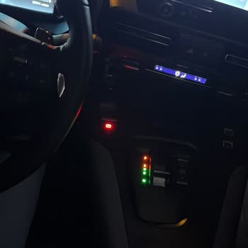 Citroen Berlingo’da Kendiliğinden P Konumuna Geçip Kilitlenme Sorunu