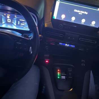 Citroen Berlingo’da Kendiliğinden P Konumuna Geçip Kilitlenme Sorunu