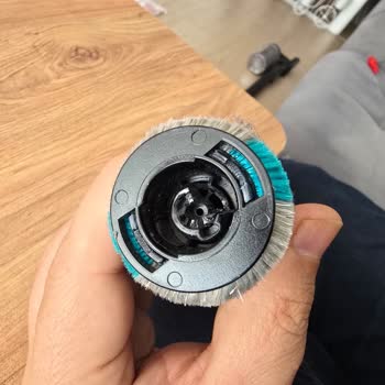 Samsung Elektrikli Süpürge Fırça Bağlantısının Kırılması Ve Ücretsiz Değişim İsteği