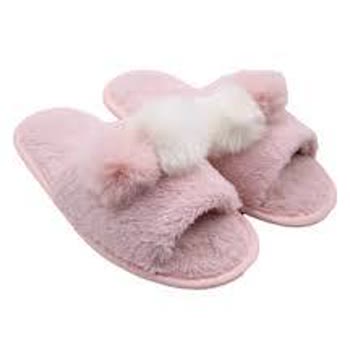 Şok Marketler Triday Kadın Ponponlu Terliği Alamadım