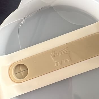 Alu Shopping Center'den Gelen Kırık Alu Shopping Center Termosu İçin Değişim Talebi