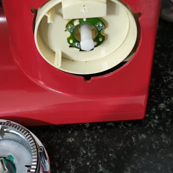 Açma Kapama Düğmesi Kırık Gelen Mutfak Hamur Makinesi İçin Acil Değişim Talebi