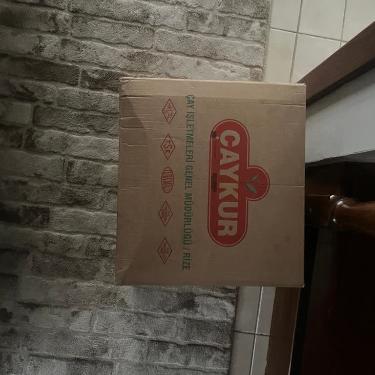 Sürat Kargo’nun Ağır Koli İtirazı Ve Kapı Önüne Bırakma Davranışı