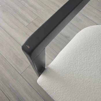 Teslimat Gecikmesi Ve Eksik Çizik Mobilyalar