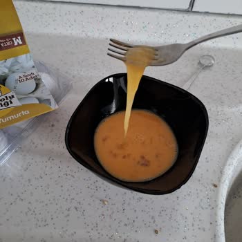 Şok Market'ten Bozuk Yumurtalar İçin İade Talebi