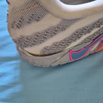 Açılan Ayakkabıda Sorumluluk Reddi Ve Ücret İadesi Talebi