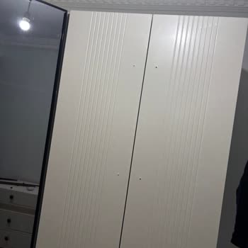 Defolu Mobilya Ve Eksik Hediye Teslimatı, İletişimsizlik Ve Gecikme