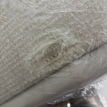 Defolu Mobilya Ve Eksik Hediye Teslimatı, İletişimsizlik Ve Gecikme