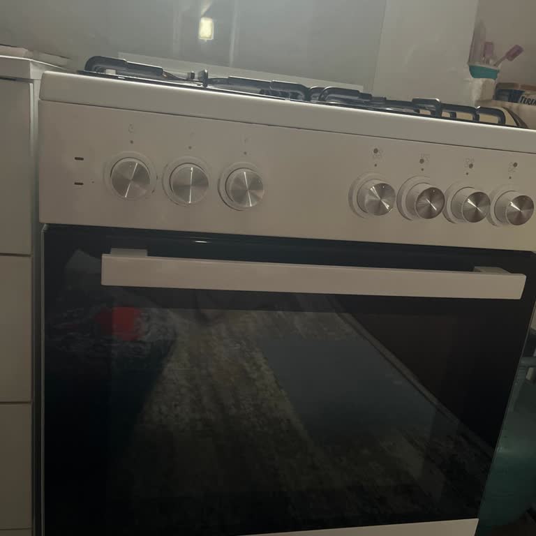 Arçelik Fırının Sürekli Koku Sorunu Ve Çözüm Talebi