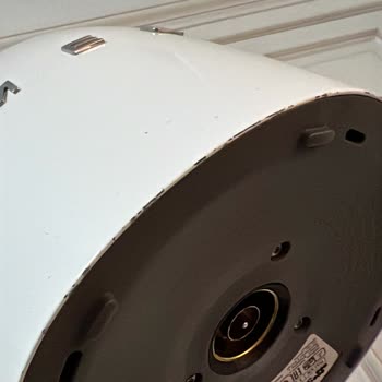 Smeg Çaydanlığın Boyası Soyuluyor, Mağaza Yetki Sorumluluğu Reddi Ve Geri Dönüş Yok