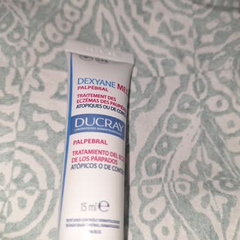 Dexyane Med Palpebral Caused Severe Eyelid Swelling After First Use