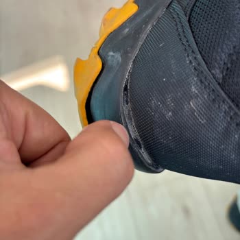 Botta Taban Açılması Ve Cevapsız Mağaza Servisi